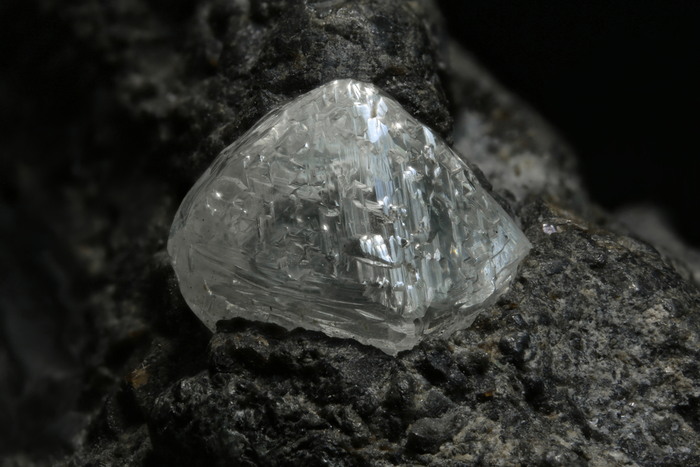 Extracting diamonds from the kimberlite